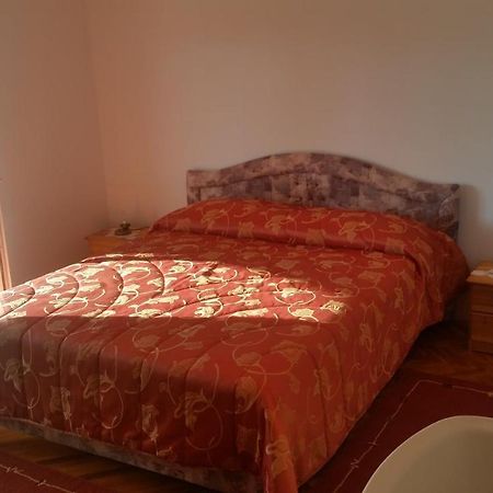 Beach Apartments 普利拉卡 外观 照片